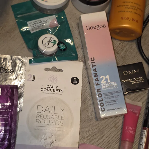 Bundle Skincare/Haircare & Makeup Bundle Deal & Ordinary Products - Picture 7 of 15